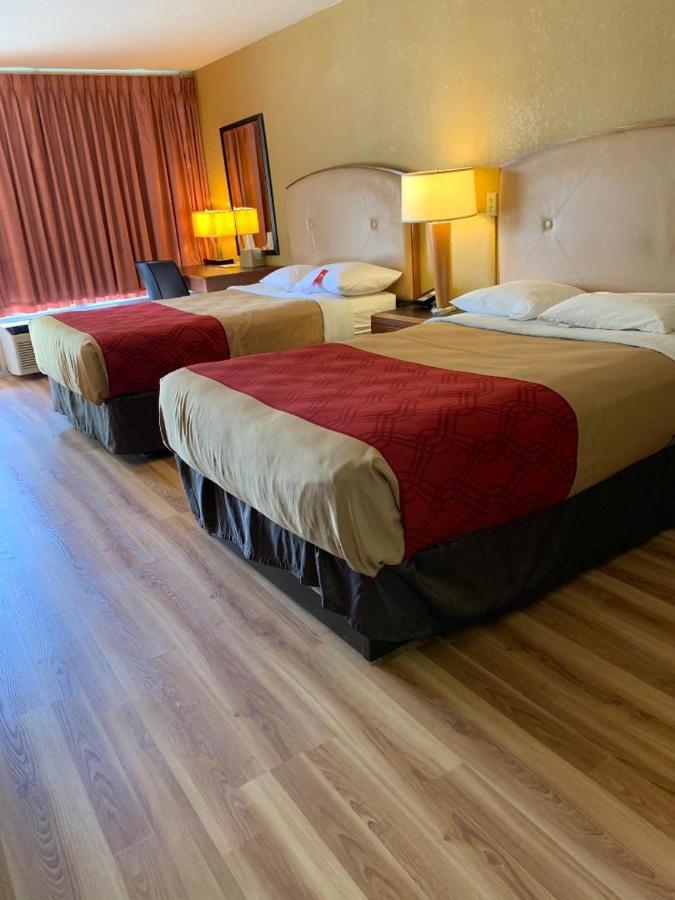 Amerivu Inn-Gilbertsville Екстериор снимка